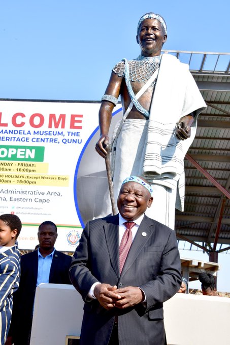 جنوب أفريقيا .. الرئيس رامافوزا يزيج الستار عن تمثال نيلسون مانديلا