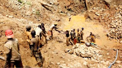 الذهب في أفريقيا مالي: 70 قتيلا على في انهيار منجم للذهب غربي البلاد