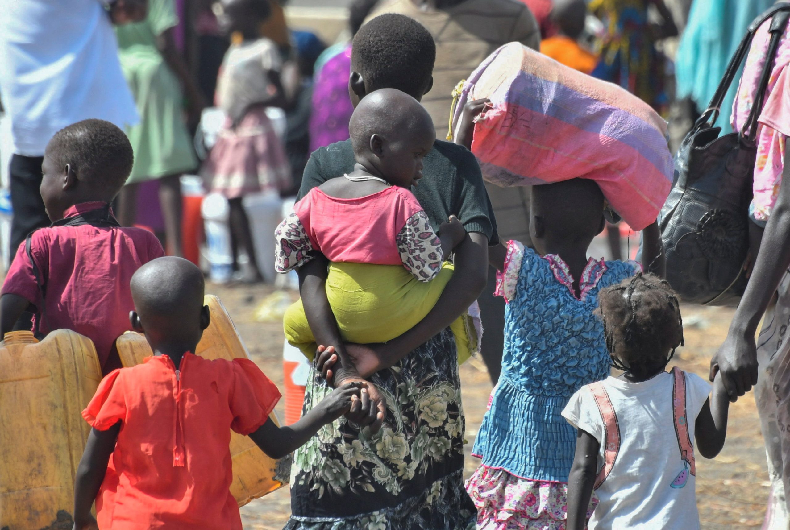 2023 05 08T065338Z 1070686407 RC2JP0A5S0SM RTRMADP 3 SUDAN POLITICS SOUTHSUDAN scaled   السودان.. 14 مليون طفل يحتاجون لدعم سريع وفقا للجنة الانقاذ الدولية