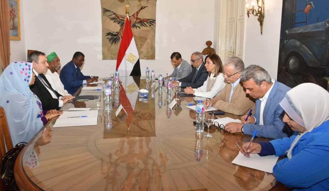 FB IMG 1693133018793 مصر .. تفاصيل لقاء وزيرة الثقافة ووفد مبادرة "إسناد السودانيين المتأثرين بالحرب"