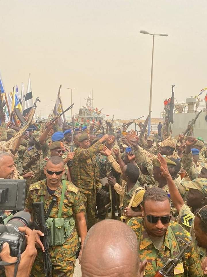 FB IMG 1693212874673 السودان .. « البرهان » يحسم الجدل : خروجي من القيادة العامة بترتيب من الجيش وليس بصفقة
