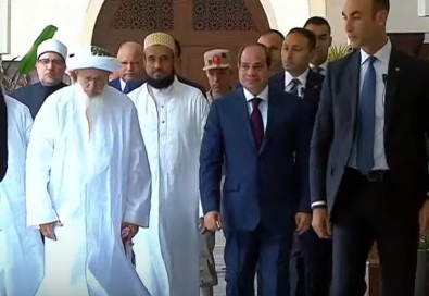السيسي يفتتح مسجد السيدة نفيسة مصر .. الرئيس السيسي يفتتح أعمال مسجد السيدة نفيسة بعد أعمال التطوير والترميم
