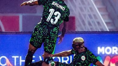 وكيل فيكتور أوسيمين يهدد "نابولي" بسبب فيديو علي التيك توك 3 G970nBRWsAAvZuk وكيل فيكتور أوسيمين يهدد "نابولي" بسبب فيديو علي التيك توك