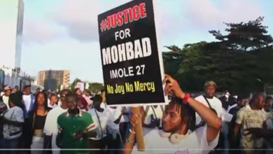 Screenshot 2023 09 23 103028 نيجيريا.. مظاهرة للمطالبة بالتحقيق في وفاة نجم موسيقي الأفروبيتس "محباد"