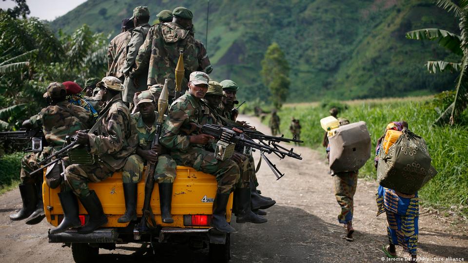 في شرق الكونغو وكالة الأنباء الفرنسية : النازحات في مخيمات الكونغو الديموقراطية أمام خيارين: الجوع أو الاغتصاب