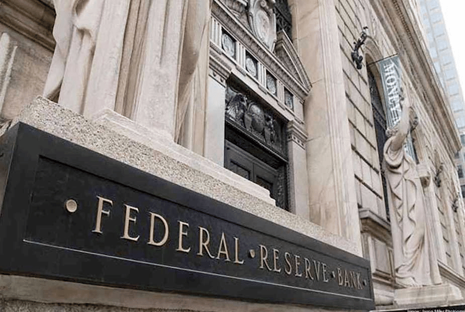 الأمريكي "الفيدرالي الأمريكي" يقرر تثبيت معدلات الفائدة