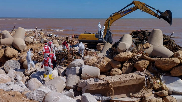 ليبيا .. حصيلة جديدة لضحايا فيضانات « درنة » 