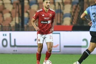 الأهلي المصري ينفي وصول عروض احتراف لمدافعه المتألق 2 10521143071680727966 الأهلي المصري ينفي وصول عروض احتراف لمدافعه المتألق