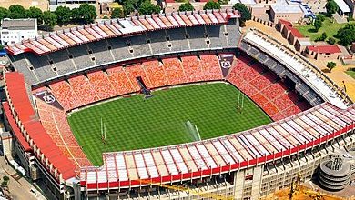 أكبر 10 ملاعب في إفريقيا