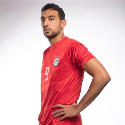 ١٨٥٣١٧ نجم منتخب مصر أحمد حسن كوكا يوجه رساله إلي أصدقائه غير العرب بشأن حجم المعاناة التي يواجهها الفلسطينيين