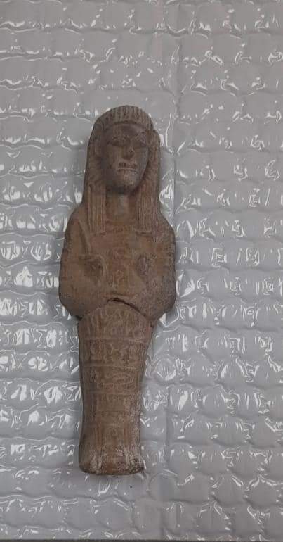 FB IMG 1700732614086 مصر تتسلم عدداً من القطع الأثرية المستردة من نيوزيلاندا