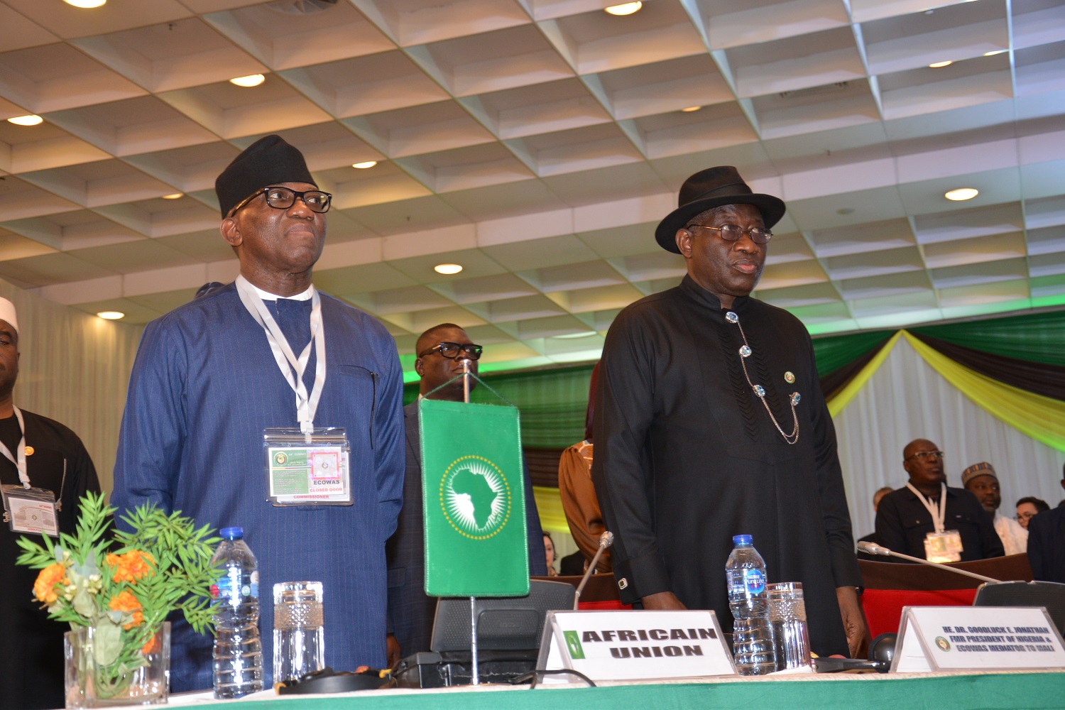 الرئيس النيجيري أمام قمة " إيكواس " : لا تسامح مع الانقلابات العسكرية في غرب أفريقيا
