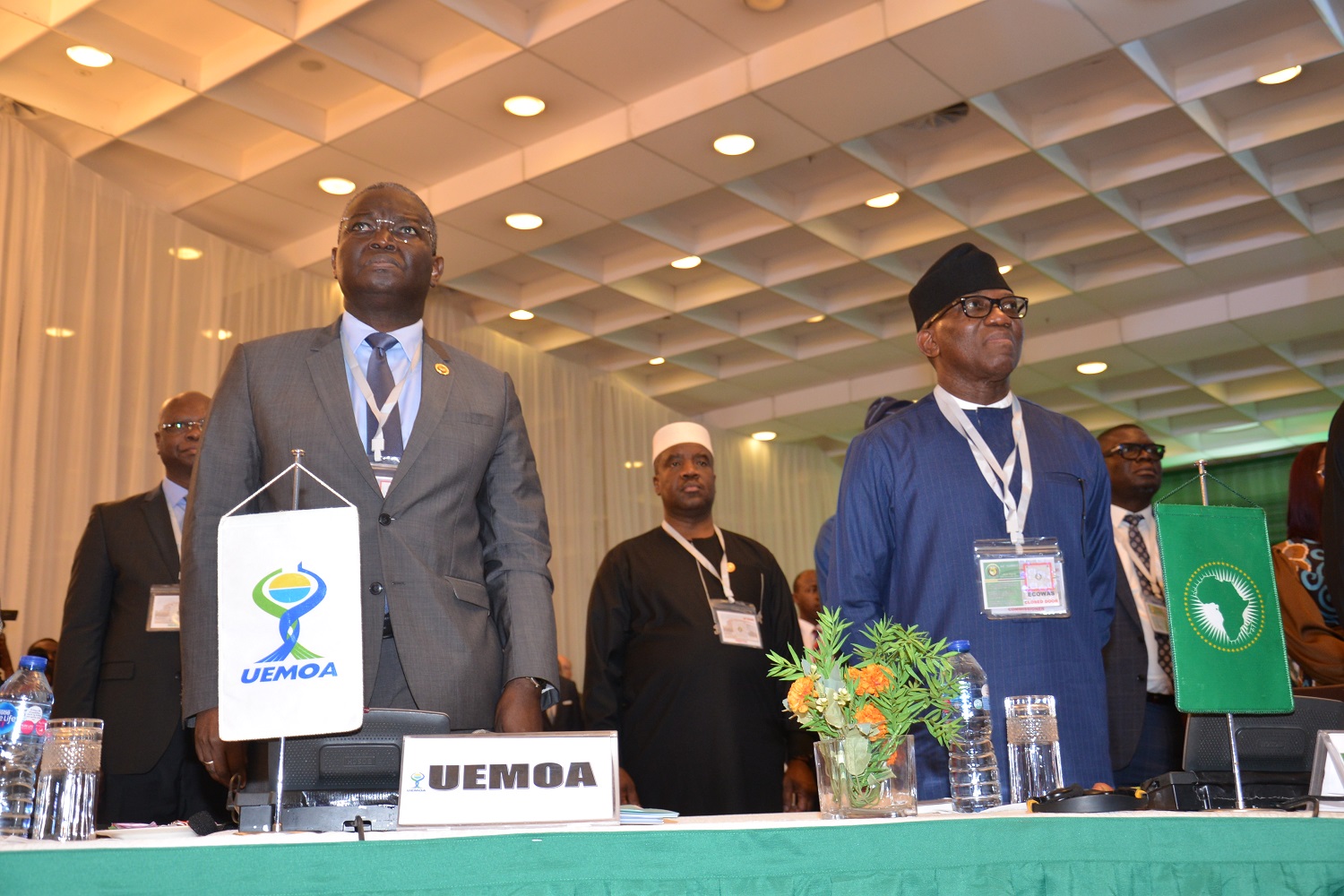 GBAIH7PWUAEOymX الرئيس النيجيري أمام قمة " إيكواس " : لا تسامح مع الانقلابات العسكرية في غرب أفريقيا