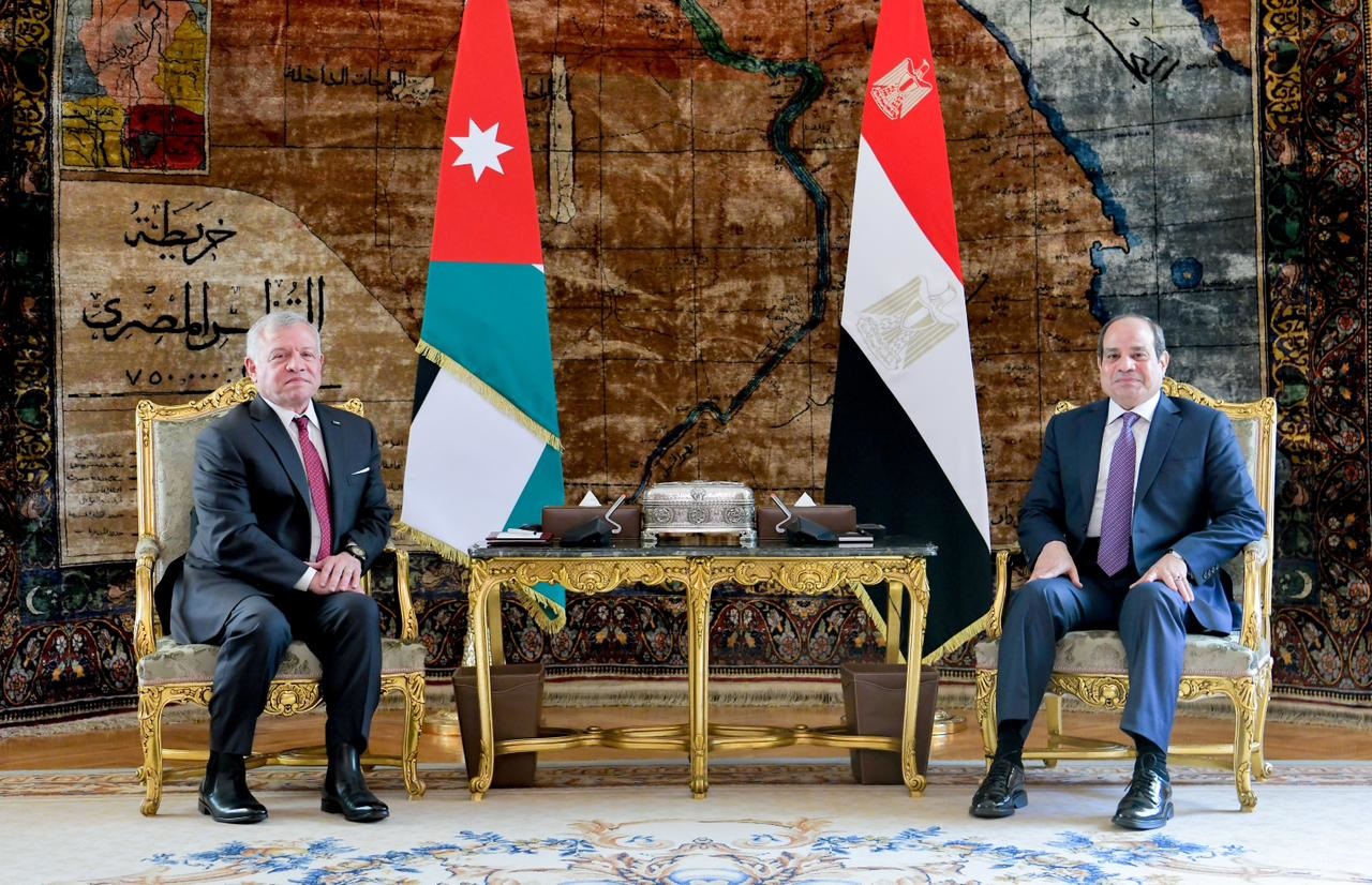 وعاهل الأردن الرئيس السيسي والعاهل الأردني يؤكدان رفضهما التام لجميع محاولات تصفية القضية الفلسطينية