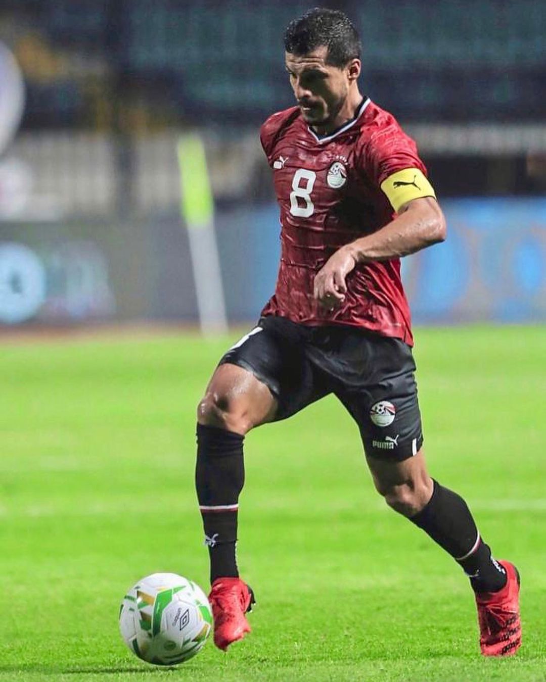 طارق حامد يعلن اعتزال اللعب الدولي مع منتخب مصر 1 لاعب وسط منتخب مصر طارق حامد طارق حامد يعلن اعتزال اللعب الدولي مع منتخب مصر