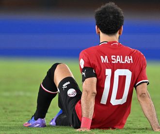 1412173081705612412 إصابة محمد صلاح خلال مباراة مصر وغانا بكأس أمم إفريقيا