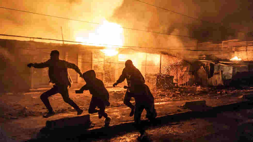 1061b94294bab30d8f7556dd61f1fbd0bafd3832 كينيا .. ثلاثة قتلى على الأقل وإصابة المئات جراء حريق هائل في نيروبي