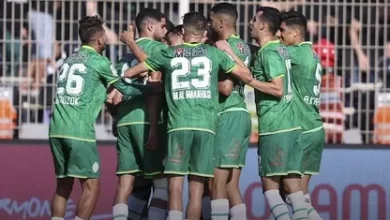 الرجاء يستعيد صدارة الدوري المغربي مؤقتاً بفوزه على أغادير بثنائية 7 ACrM37hBPa 1708448703 الرجاء يستعيد صدارة الدوري المغربي مؤقتاً بفوزه على أغادير بثنائية