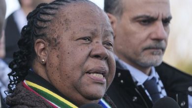 جنوب أفريقيا: "سيتم اعتقال مواطنينا الذين يقاتلون من أجل إسرائيل 10 640x360 cmsv2 16e6147e ce4e 521c ab7a 45711d61eaaa 8306462 جنوب أفريقيا: "سيتم اعتقال مواطنينا الذين يقاتلون من أجل إسرائيل