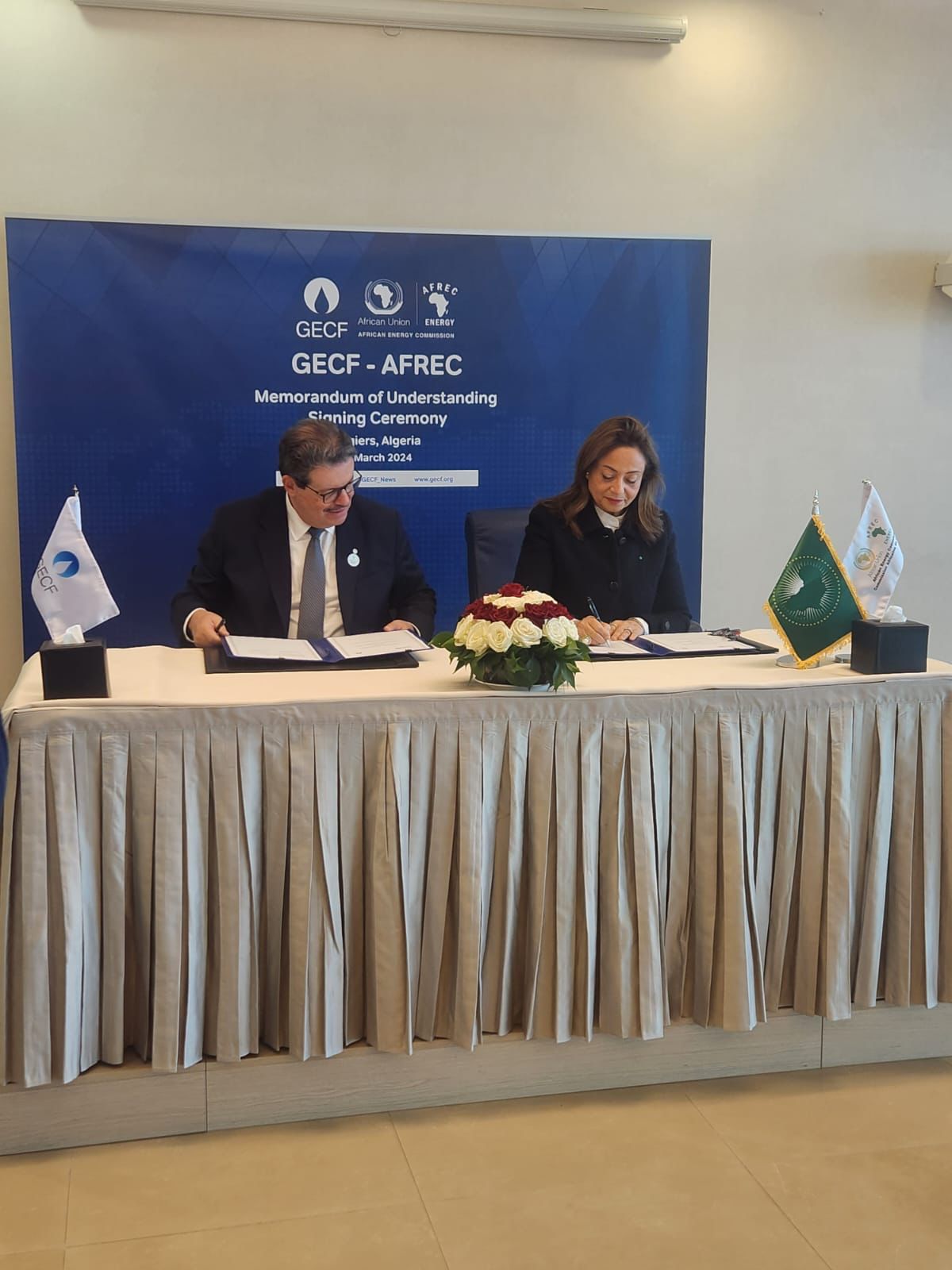 « الطاقة الإفريقية » توقع مذكرة تفاهم مع منتدي الدول المصدرة للغاز 1 IMG 20240302 WA0004 « الطاقة الإفريقية » توقع مذكرة تفاهم مع منتدي الدول المصدرة للغاز