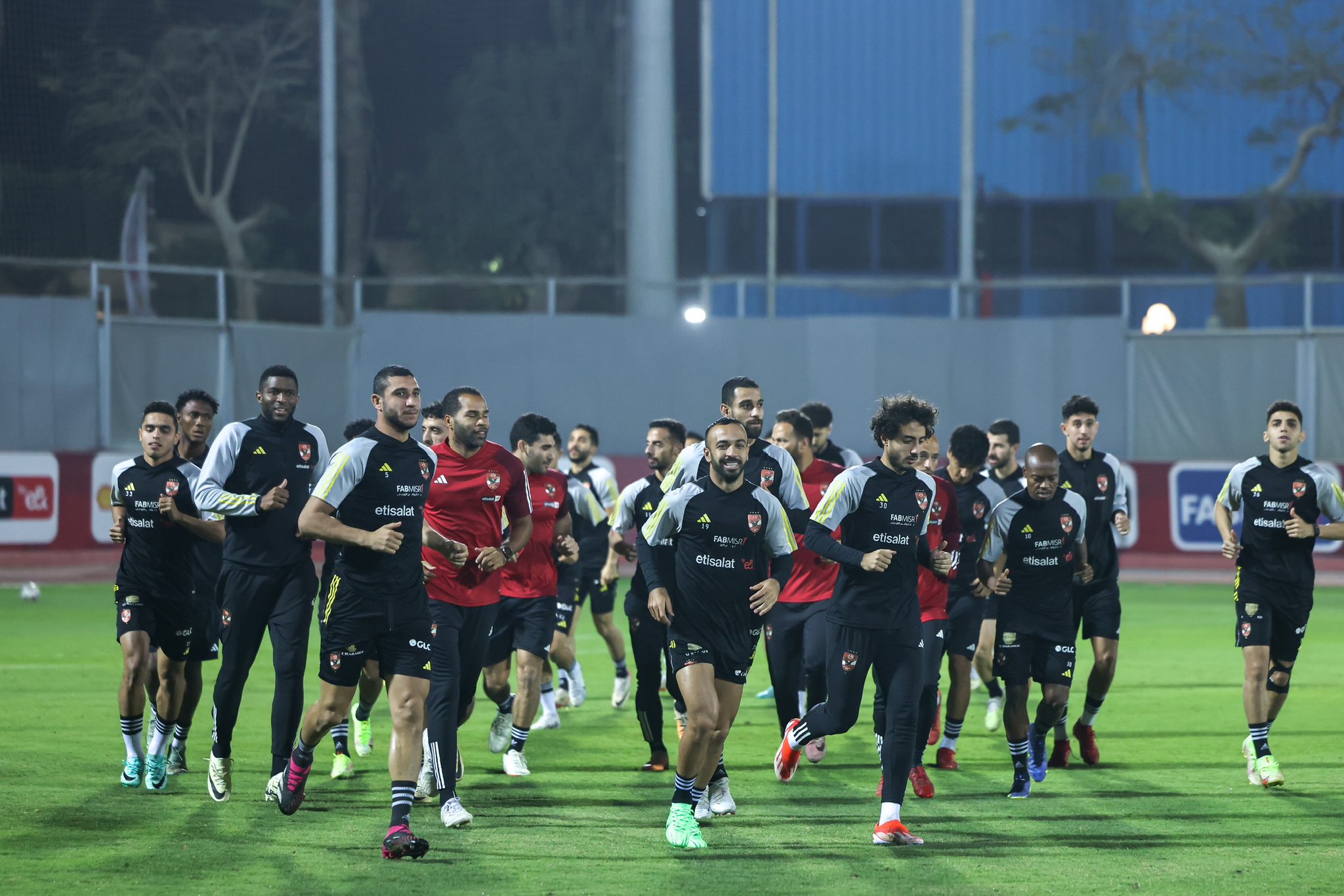 مدرب الأهلي: مواجهة سيمبا بدوري أبطال أفريقيا صعبة.. وكولر : نحتاج لحضور الجماهير بكثافة 4 GKRXgbgXMAECVro مدرب الأهلي: مواجهة سيمبا بدوري أبطال أفريقيا صعبة.. وكولر : نحتاج لحضور الجماهير بكثافة