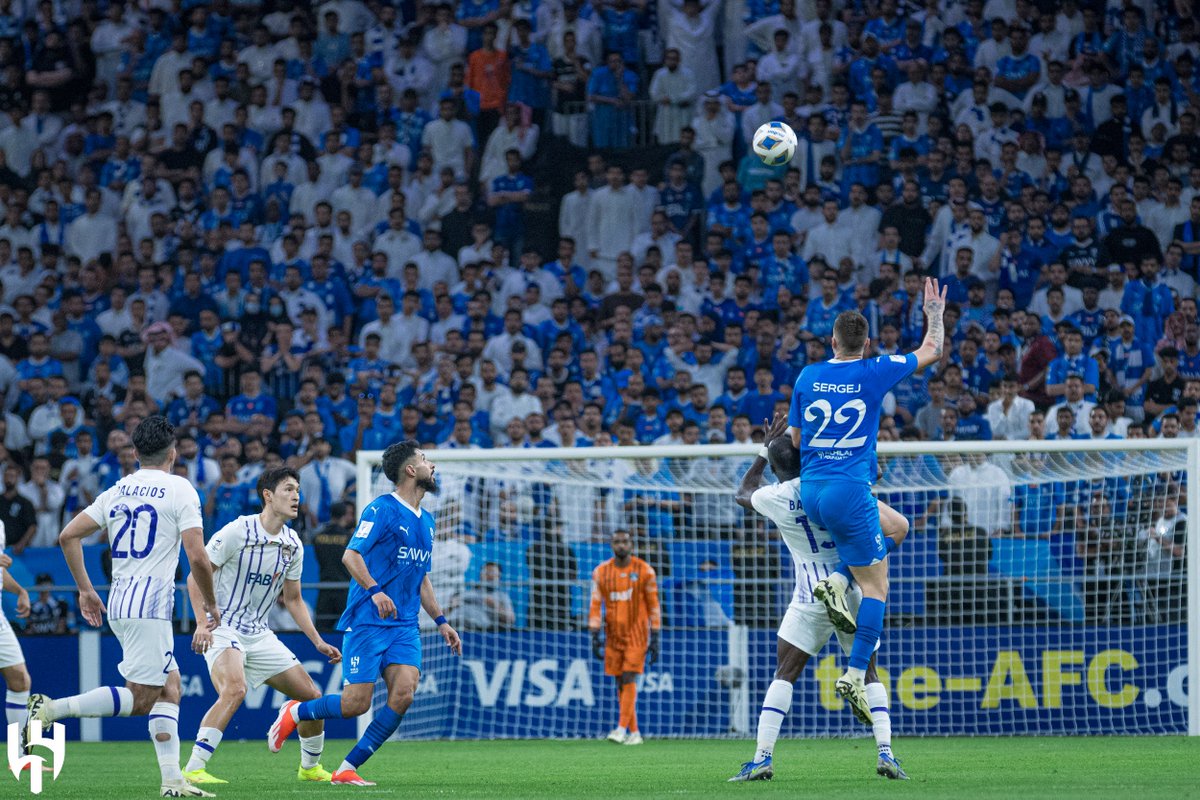 ٢٢٢٥١٧ في ليلة تألق فيها المغربي رحيمي .. العين الإماراتي يعبر الهلال السعودي إلي نهائي دوري أبطال آسيا 