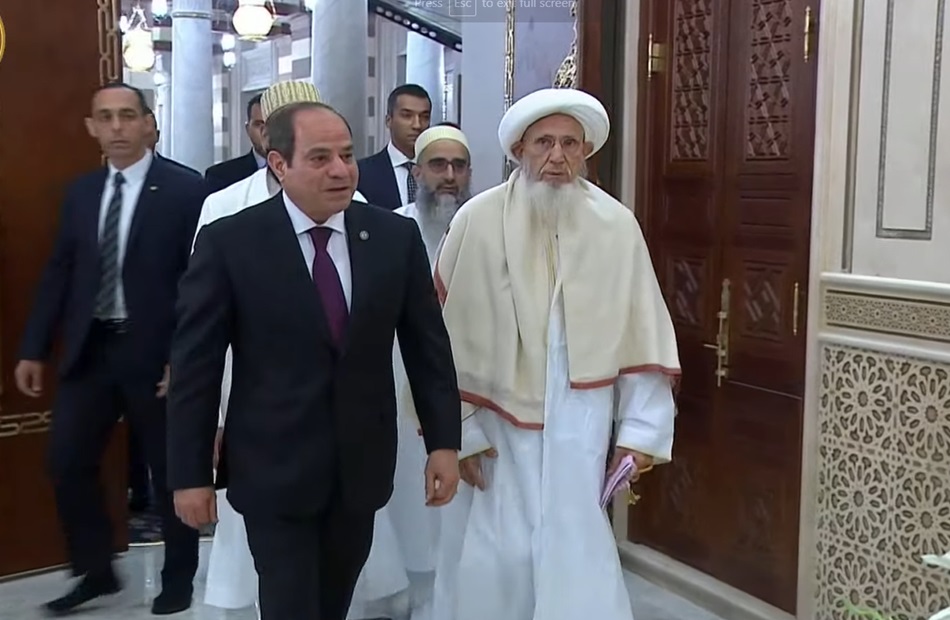 مصر .. الرئيس السيسي يفتتح مسجد السيدة زينب بعد تطويره 1 19 2024 638511001505998515 599 مصر .. الرئيس السيسي يفتتح مسجد السيدة زينب بعد تطويره