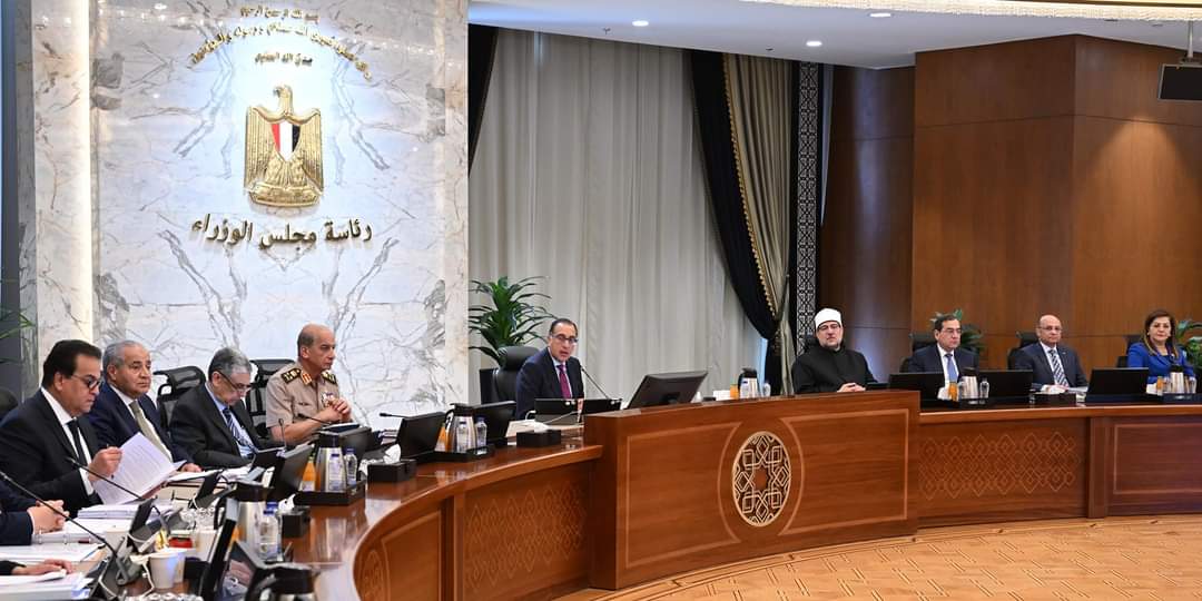 مصر .. رئيس الوزراء: تسلمنا الدفعة الثانية من صفقة تطوير وتنمية مدينة "رأس الحكمة" 1 FB IMG 1715773390655 مصر .. رئيس الوزراء: تسلمنا الدفعة الثانية من صفقة تطوير وتنمية مدينة "رأس الحكمة"