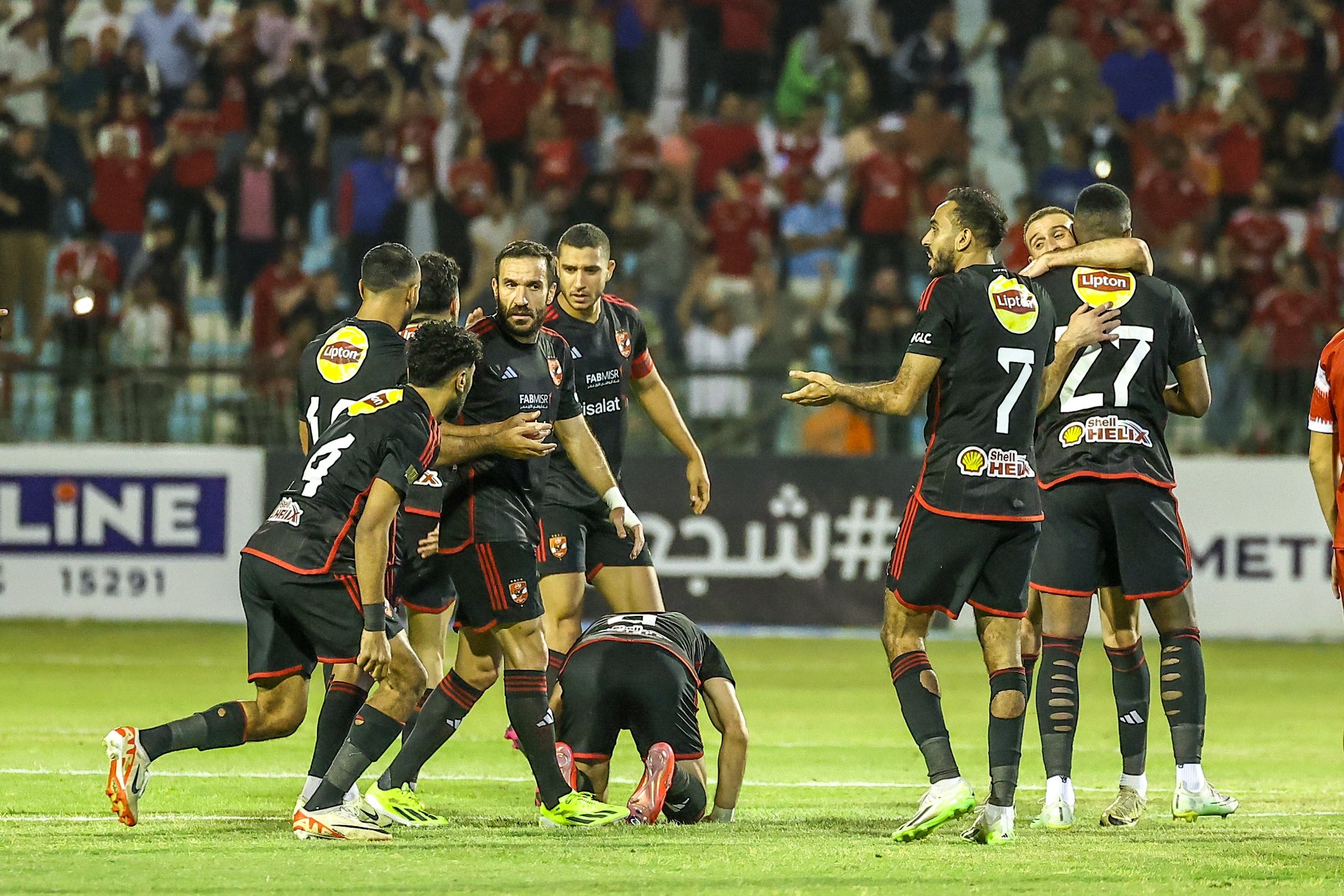GNUgecJXgAErMuj الجماهير اللاعب رقم 12 في الفريق .. أول تعليق من كولر علي فوز الأهلي علي بلدية المحلة