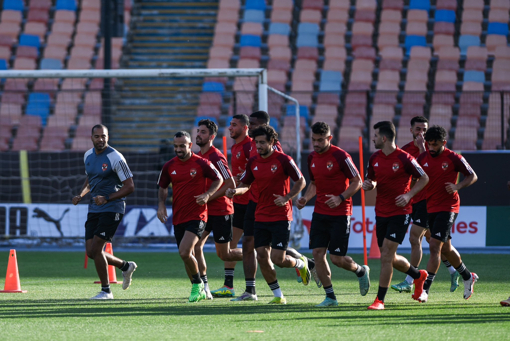 مع إنطلاقة المباراة .. الأهلي يتقدم بهدف علي الترجي في نهائي دوري أبطال أفريقيا