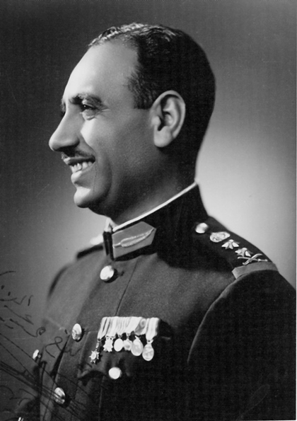 أشهرهم تسبب في حرب إبادة جماعية .. زعماء أفارقة قتلوا في حوادث طيران 5 President Abd al Salam Arif أشهرهم تسبب في حرب إبادة جماعية .. زعماء أفارقة قتلوا في حوادث طيران