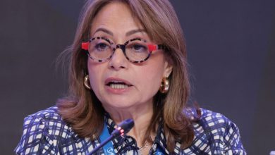 جامعة مانشستر البريطانية تكرم الدكتورة أماني أبوزيد كقائدة عالمية للتنمية بحفر اسمها على نصب الجامعة التذكاري احتفالا بذكرى مئويتها الثانية 6 178020be 90a2 4b7a a642 d329b8f8e8f3 جامعة مانشستر البريطانية تكرم الدكتورة أماني أبوزيد كقائدة عالمية للتنمية بحفر اسمها على نصب الجامعة التذكاري احتفالا بذكرى مئويتها الثانية