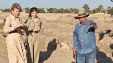 « مجرد تخاريف » .. رد قوي من عالم الآثار المصري الشهير زاهي حواس علي مزاعم « الأفروسنتريك »  9 IMG 20230315 WA0077 1 « مجرد تخاريف » .. رد قوي من عالم الآثار المصري الشهير زاهي حواس علي مزاعم « الأفروسنتريك »