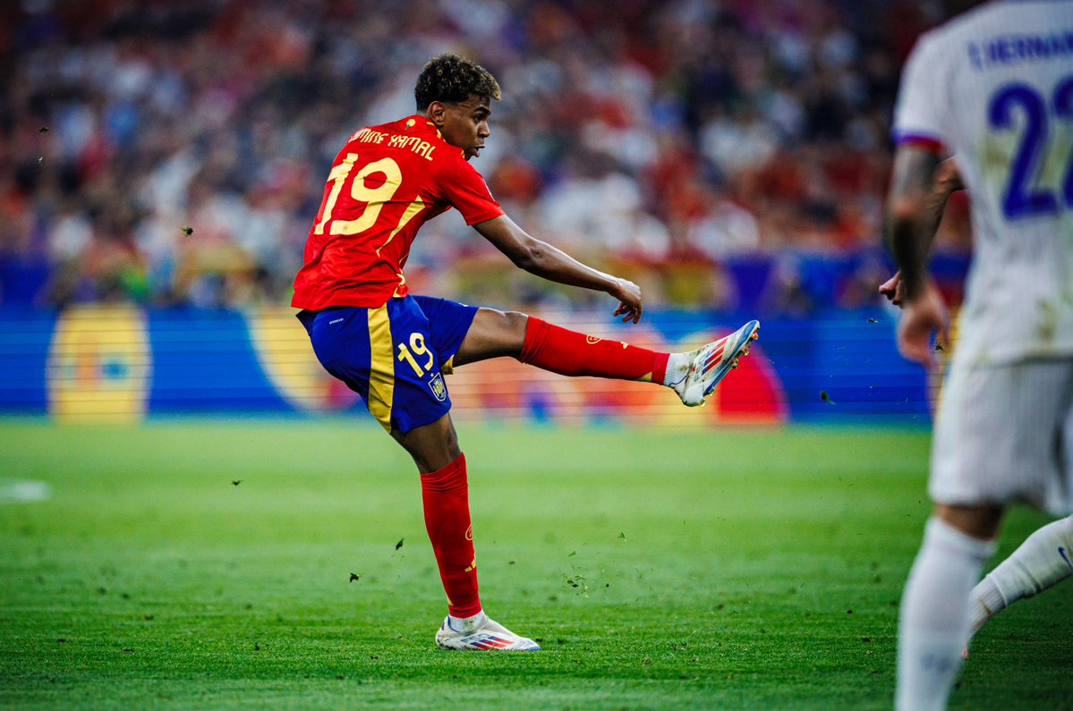 نهاية الشوط الأول .. إسبانيا تتقدم علي فرنسا بهدفين لهدف في نصف نهائي يورو 2024 1 ٢٠٢٤٠٧٠٩ ٢٣٠١٤٢ نهاية الشوط الأول .. إسبانيا تتقدم علي فرنسا بهدفين لهدف في نصف نهائي يورو 2024