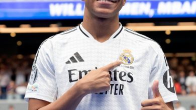 « مبابي » بعد تقديمة رسميا : حققت حلم طفولتي بالانضمام لريال مدريد  6 ٢٠٢٤٠٧١٦ ٢١٥١١٥ « مبابي » بعد تقديمة رسميا : حققت حلم طفولتي بالانضمام لريال مدريد