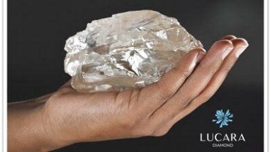 Lucara Diamond Corp LUCARA RECOVERS EPIC 2 492 CARAT DIAMOND FR بوتسوانا .. اكتشاف أكبر ألماسة تزن 2492 قيراطاً