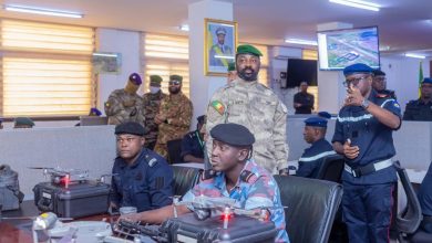 مالي تعلن حالة "الكارثة الوطنية" بسبب الفيضانات 5 Visite terrain Colonel Assimi مالي تعلن حالة "الكارثة الوطنية" بسبب الفيضانات