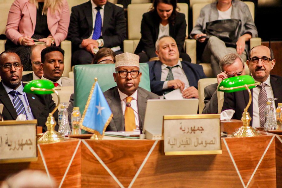 أزمة جديدة بين الصومال وإثيوبيا .. مقديشو تتهم أديس أبابا بتهريب شحنة أسلحة لولاية بونت لاند 1 ٢٠٢٤٠٩٢١ ١٢٣٩٤٤ أزمة جديدة بين الصومال وإثيوبيا .. مقديشو تتهم أديس أبابا بتهريب شحنة أسلحة لولاية بونت لاند