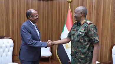 السودان .. « البرهان » يتسلم رسالة خطية من رئيس جيبوتي 1 FB IMG 1728971917001 السودان .. « البرهان » يتسلم رسالة خطية من رئيس جيبوتي