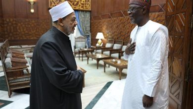 شيخ الأزهر : 17 منحة دراسية سنوية لأبناء المسلمين في النيجر 6 GbJhq4NWQAAnyeT شيخ الأزهر : 17 منحة دراسية سنوية لأبناء المسلمين في النيجر