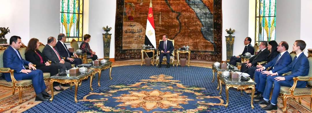 خلال استقباله مديرة صندوق النقد الدولي.. الرئيس السيسي: أولوية الدولة هي تخفيف الضغوط والأعباء عن كاهل المواطنين من خلال مكافحة التضخم وارتفاع الأسعار 1 FB IMG 1730634547925 خلال استقباله مديرة صندوق النقد الدولي.. الرئيس السيسي: أولوية الدولة هي تخفيف الضغوط والأعباء عن كاهل المواطنين من خلال مكافحة التضخم وارتفاع الأسعار