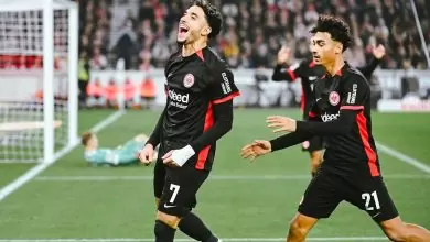 GcDE7LWW8AAmkrL سبورت: برشلونة مهتم بالتعاقد مع عمر مرموش