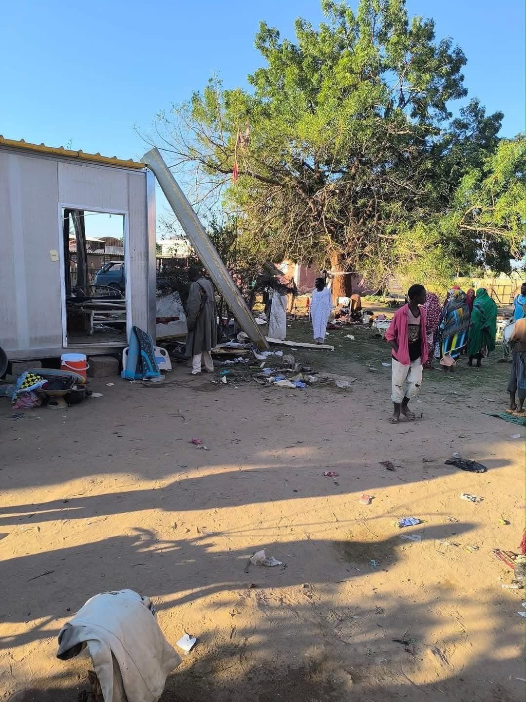 السودان .. 29 قتيلا وجريحا في هجوم لميليشيا الدعم السريع علي المستشفى الرئيسي بالفاشر 1 GeqoZgZXYAEgAd4 السودان .. 29 قتيلا وجريحا في هجوم لميليشيا الدعم السريع علي المستشفى الرئيسي بالفاشر