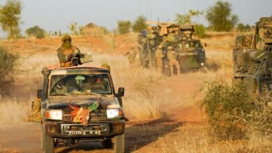 دول الساحل تشكل قوة موحدة لمحاربة الإرهاب .. هل هي محاولة للإستقلالية العسكرية ؟ 5 GhPObe0WgAAkmvH دول الساحل تشكل قوة موحدة لمحاربة الإرهاب .. هل هي محاولة للإستقلالية العسكرية ؟