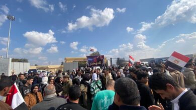 GinWJBNWMAAc67o آلاف المصريين أمام معبر رفح البري تضامنا مع فلسطين ورفضا لمخططات التهجير