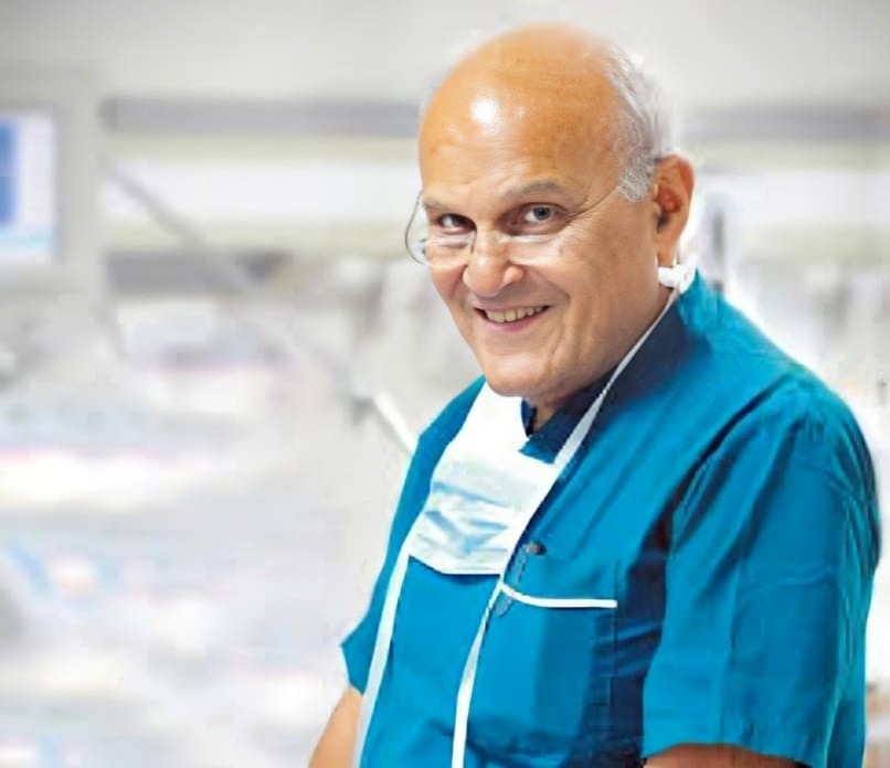 الطيران: إطلاق اسم الدكتور مجدي يعقوب على صالة كبار الزوار بمطار أسوان 1 IMG 20250114 WA0004 الطيران: إطلاق اسم الدكتور مجدي يعقوب على صالة كبار الزوار بمطار أسوان