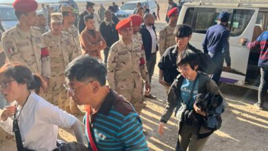 IMG 20250128 WA0029 القوات المسلحة تنجح فى إنقاذ عدد من السياح تعطل بهم بالون طائر
