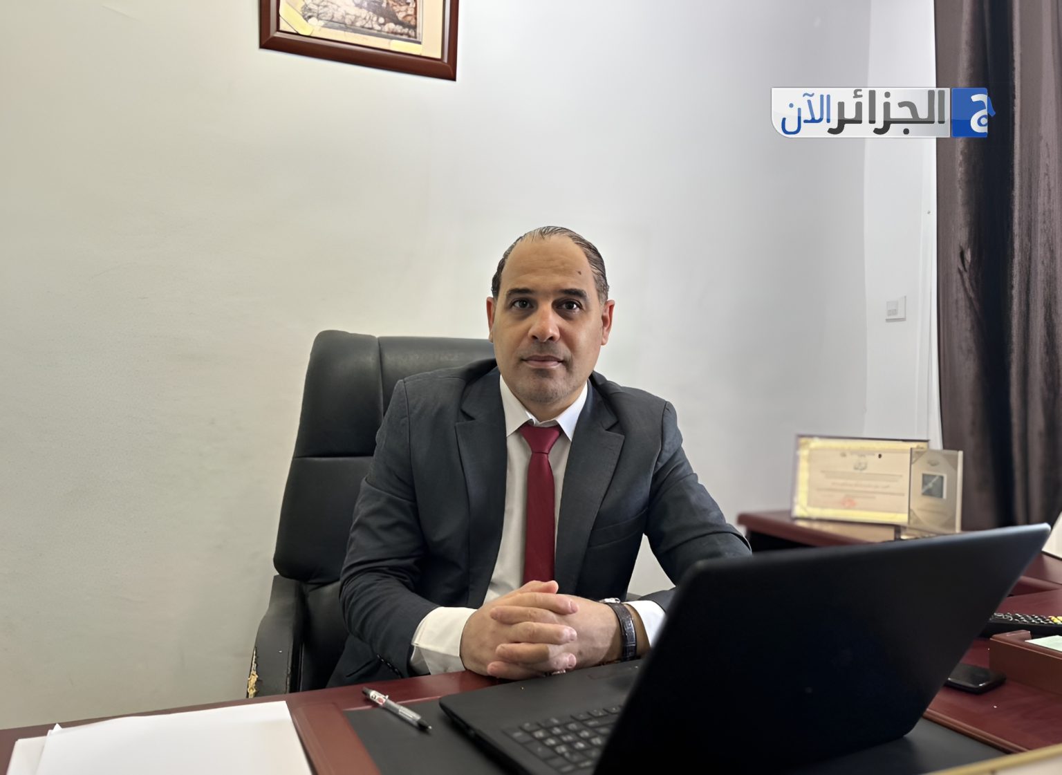 الكاتب الجزائري رفيق شلغوم يكتب : آلة الإعلام .. المؤثرون و صناع المحتوى ..الخلفيات و الأهداف: قرار البيت الأبيض نموذجا 1 IMG 20250131 WA0018 الكاتب الجزائري رفيق شلغوم يكتب : آلة الإعلام .. المؤثرون و صناع المحتوى ..الخلفيات و الأهداف: قرار البيت الأبيض نموذجا