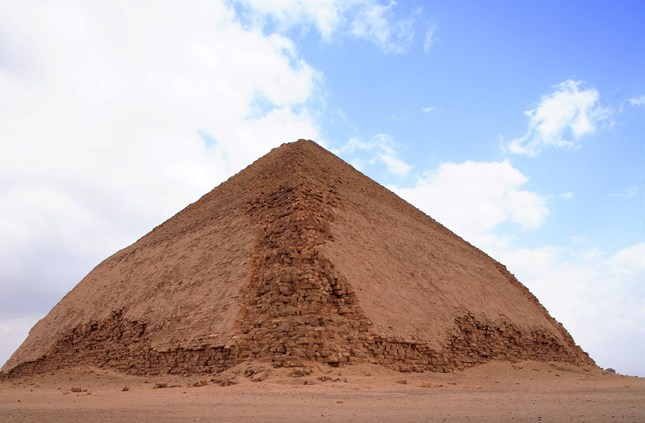 مصر .. مفاجآت و أسرار مثيرة يكشف عنها الهرم المفقود بدهشور 1 140 cu0431 مصر .. مفاجآت و أسرار مثيرة يكشف عنها الهرم المفقود بدهشور