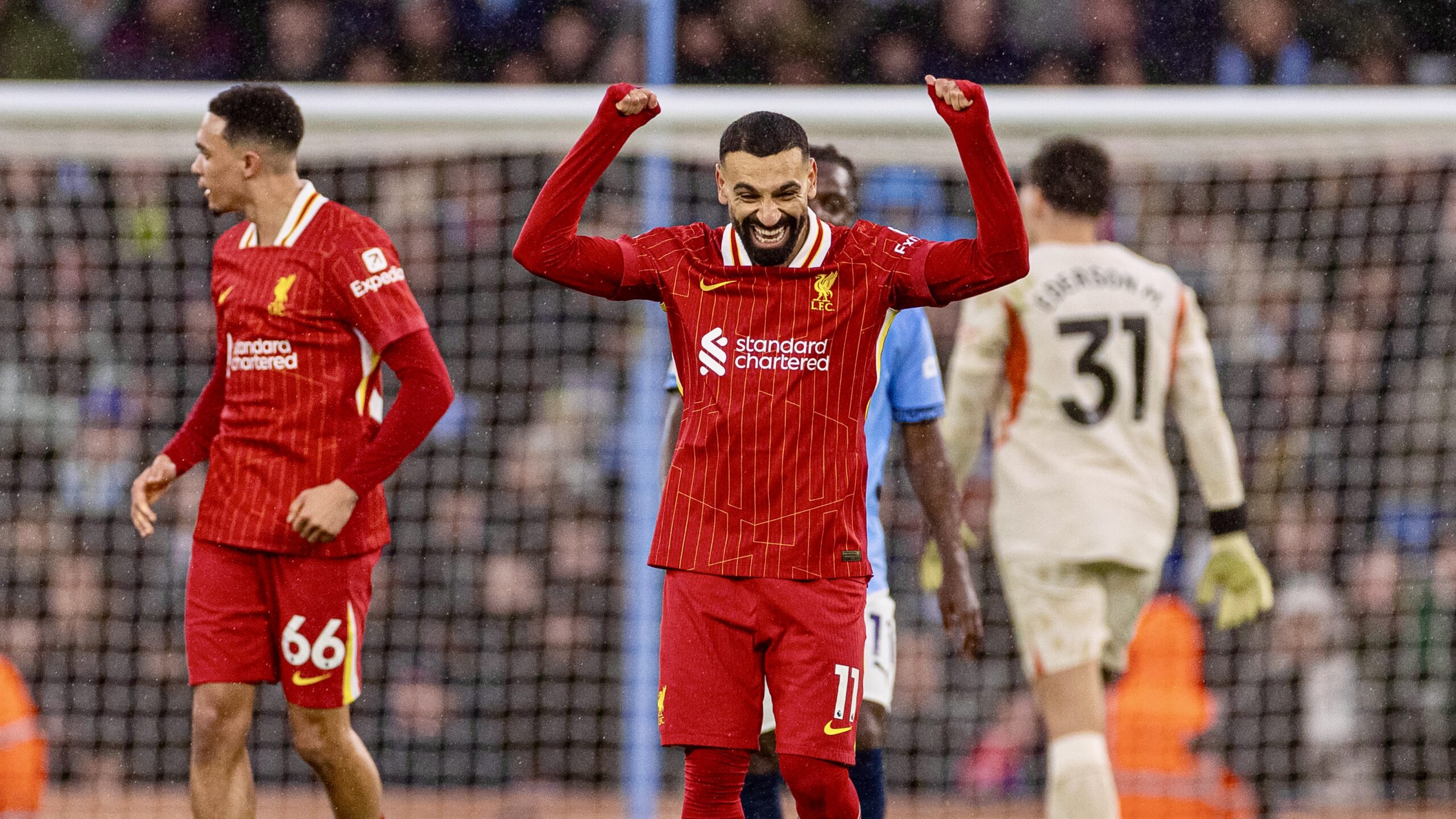 هل صلاح أفضل لاعب في تاريخ البريمييرليج .. ما هو رأي ريو فرديناند ؟ 1 GkkZmQsWAAA1KNF scaled هل صلاح أفضل لاعب في تاريخ البريمييرليج .. ما هو رأي ريو فرديناند ؟